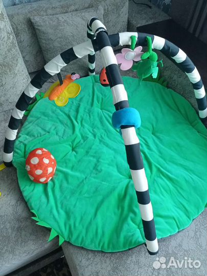 Развивающий коврик