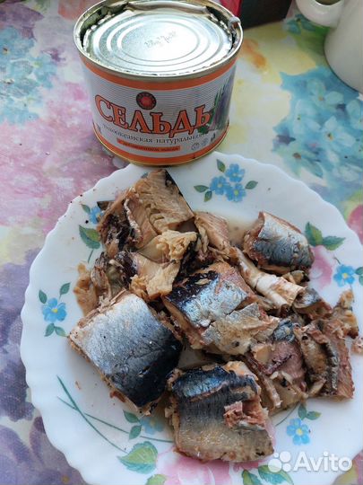 Сельдь консервированная