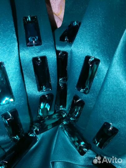 Платье праздничное