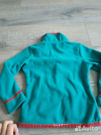 Флисовая кофта для девочки 98р