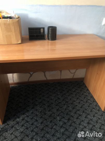 Письменный стол для школьника бу