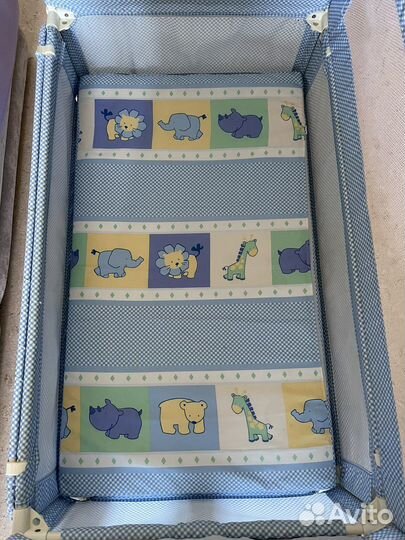 Детская кроватка Geoby