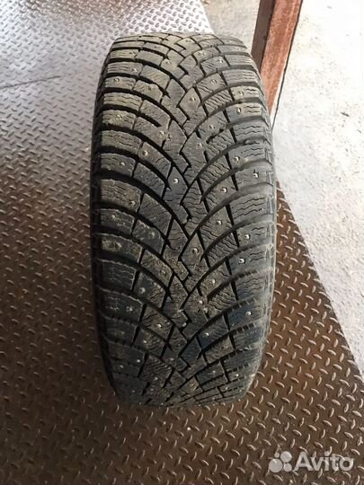 Pirelli Ice Zero 2 215/55 R16 97T