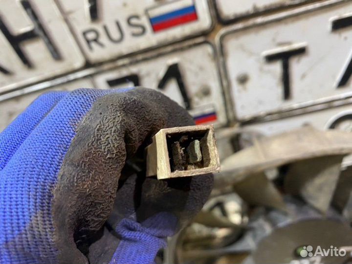 Двойной вентилятор Ваз 2131 21214 2010