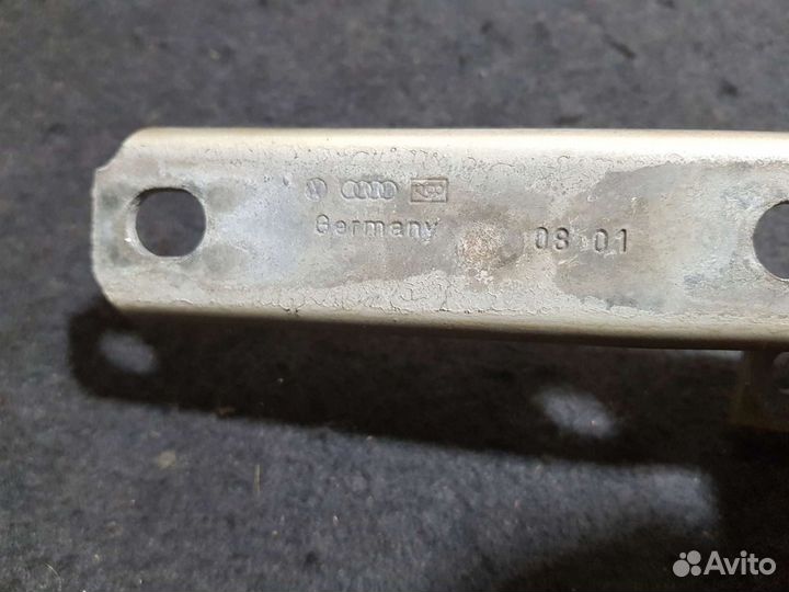 Петля капота левая volkswagen passat B 5+