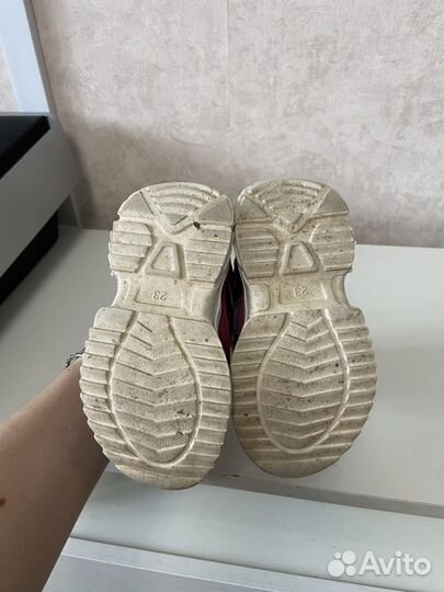 Кроссовки для девочки