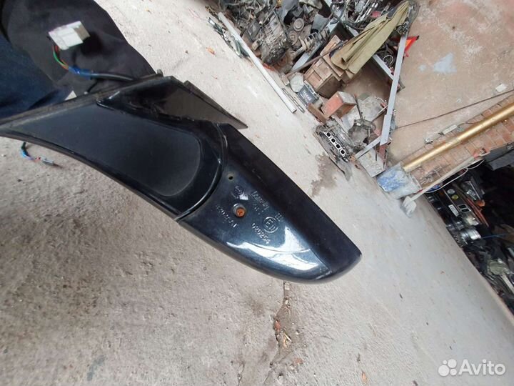 Правое зеркало на вортекс эстина 2012г
