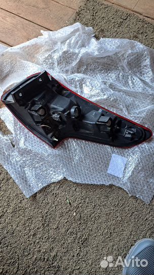 Плафон задний qashqai 11. Левый