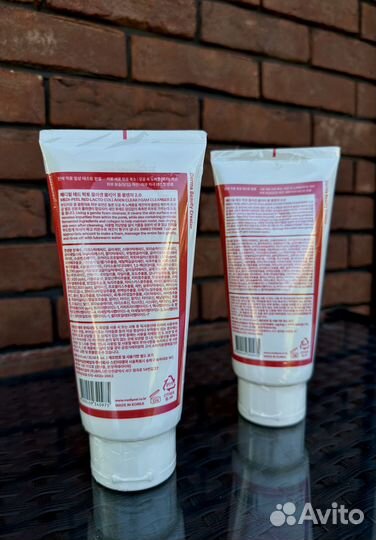 Пенка для умывания Medi Peel red lacto