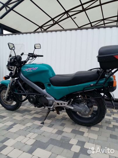 Honda NTV650