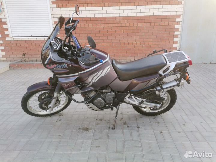 Yamaha XTZ 750