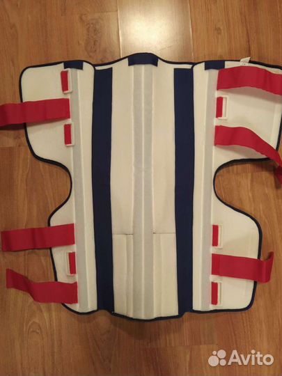 Коленный ортез для полной фиксации сустава