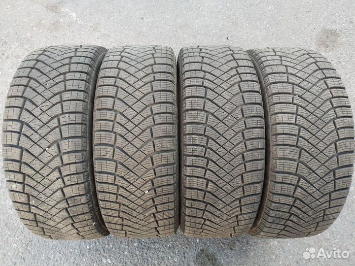 Pirelli Ice Zero FR 225/45 R19