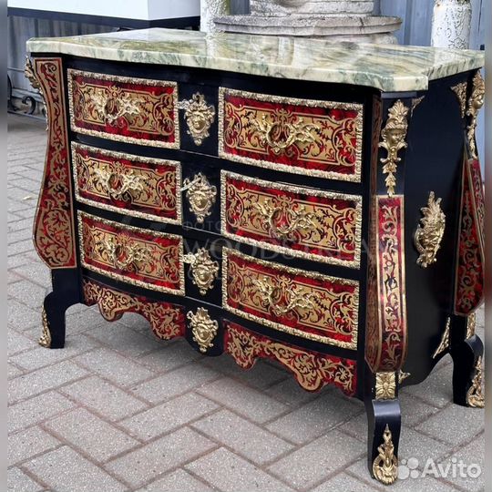 Комод. Мебель из массива. Антиквариат