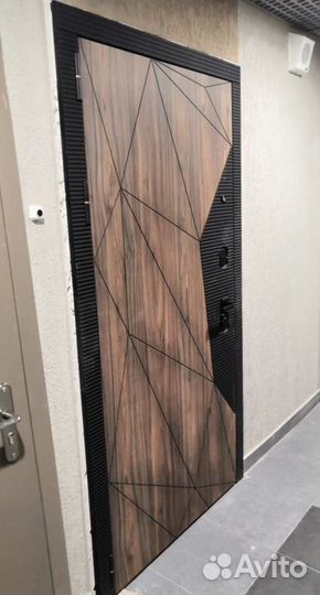 Дверь входная