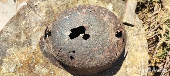 Каска немецкая м 35 антуражная ВОВ