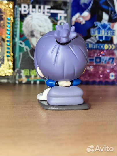 Фигурка Рео Микаге синяя тюрьма блюлок