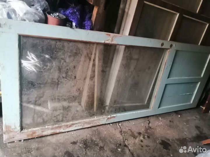 Оконные рамы деревянные, Дверь