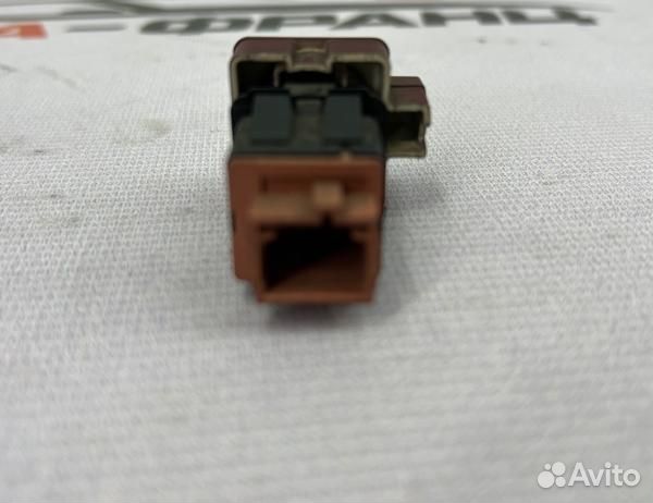 Кнопка аварийной сигнализации Citroen C4 хэтчбек