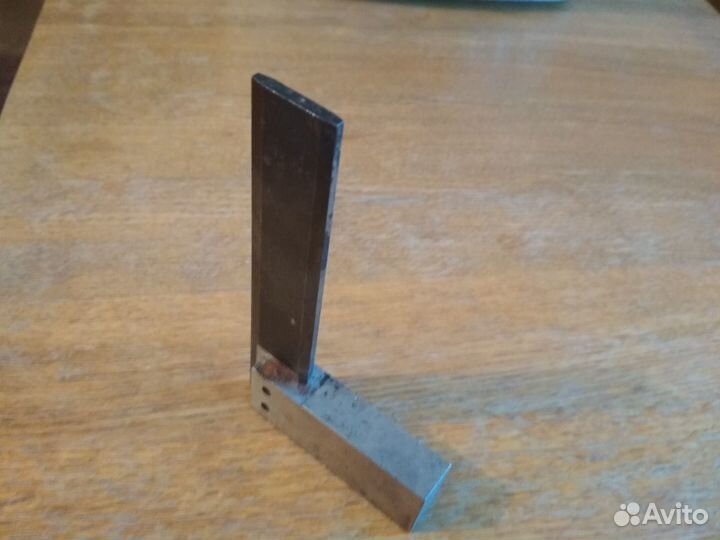 Угольник поверочный