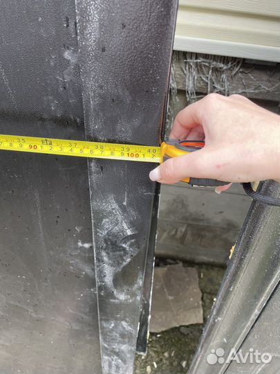 Дверь входная металлическая с коробкой