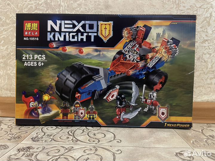 Конструктор Nexo 10516 молниеносная машина Мэйси