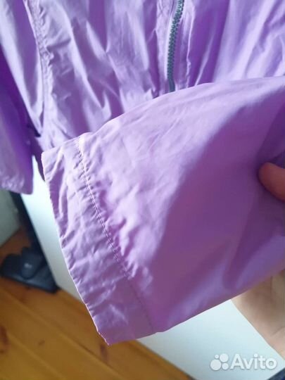 Ветровка женская