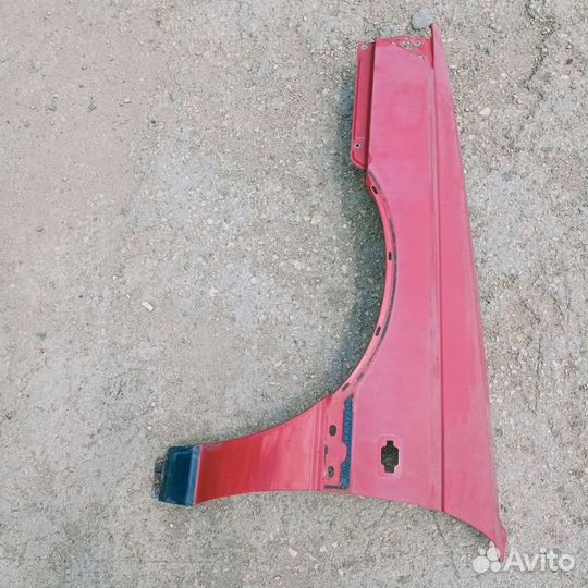 Крыло переднее левое nissan sunny b12