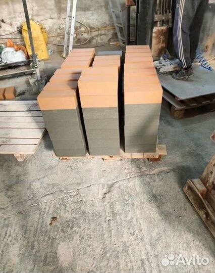 Доставка кирпича: быстро, надежно и точно в срок