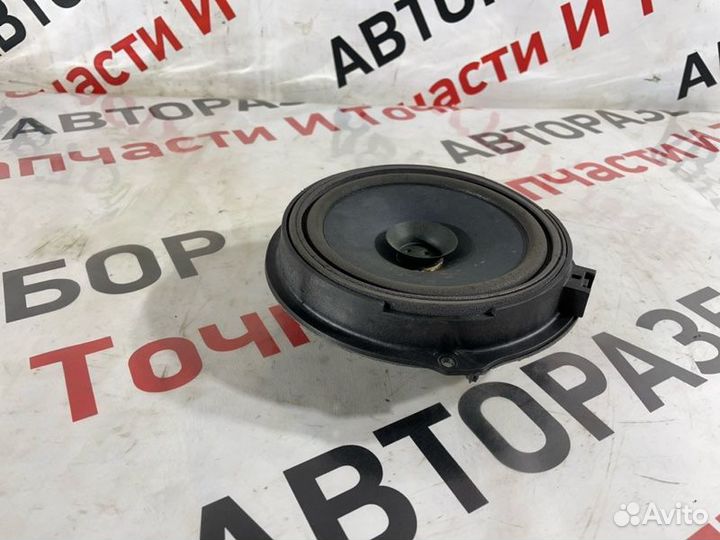 Динамик задний правый Ford C-Max минивен 2.0L