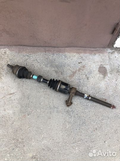 Hyundai santa fe 2 полуось