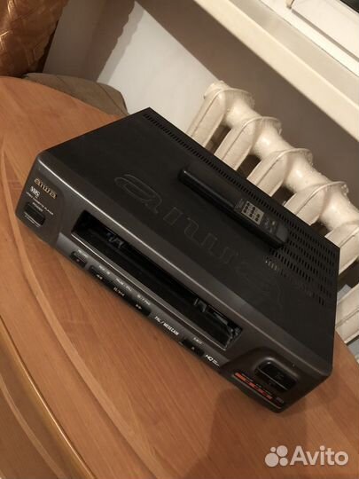 Видеомагнитофон aiwa