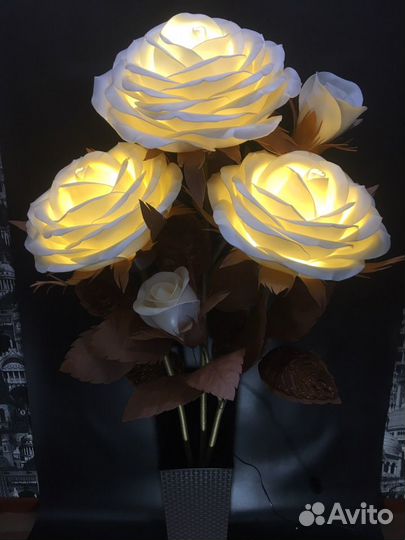 Розы ручной работы(светильник)