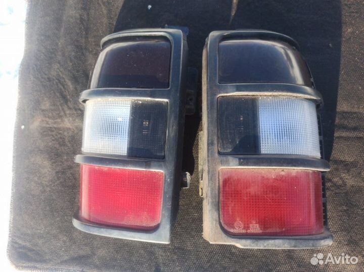 Фонарь задний левый Mitsubishi Pajero 2