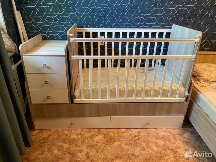 Кроватка детская