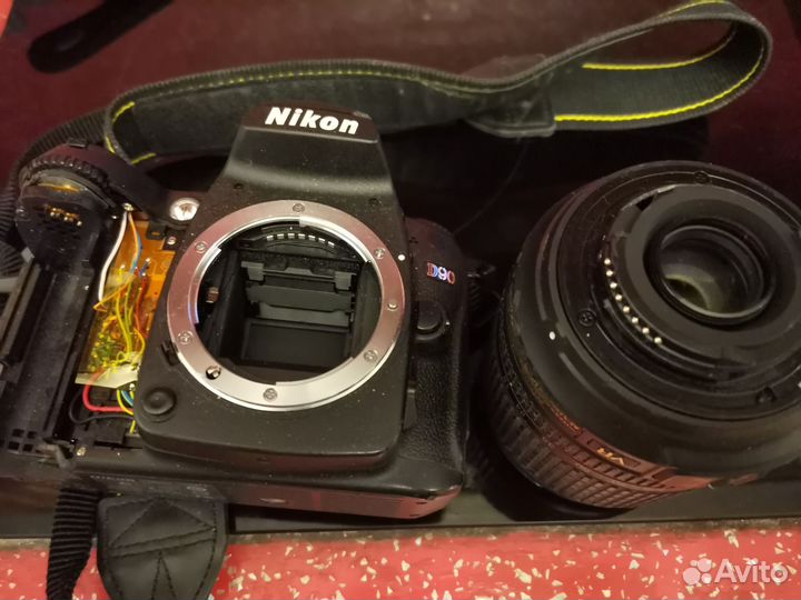 Nikon D90