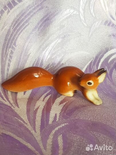 Статуэтка «Белочка», лфз, фарфор, СССР, 1970-е гг