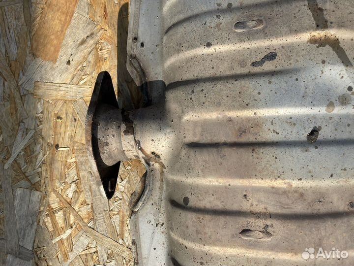 Глушитель банка Mitsubishi Lancer X 10