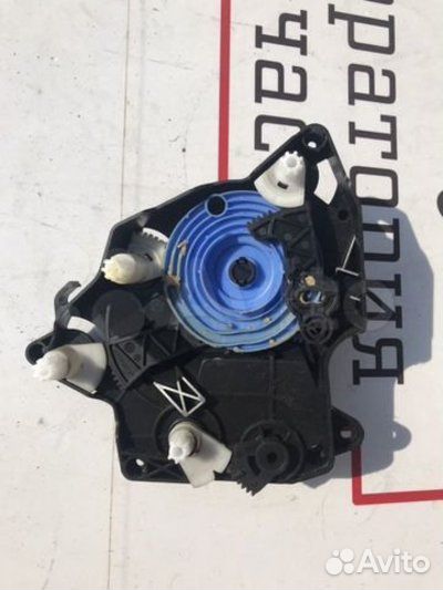 Моторчик заслонки отопителя Ford Focus 3