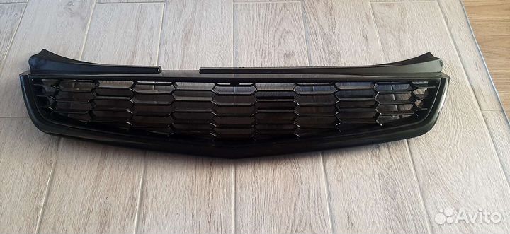 Приора2 решетка радиатора черный лак без знака