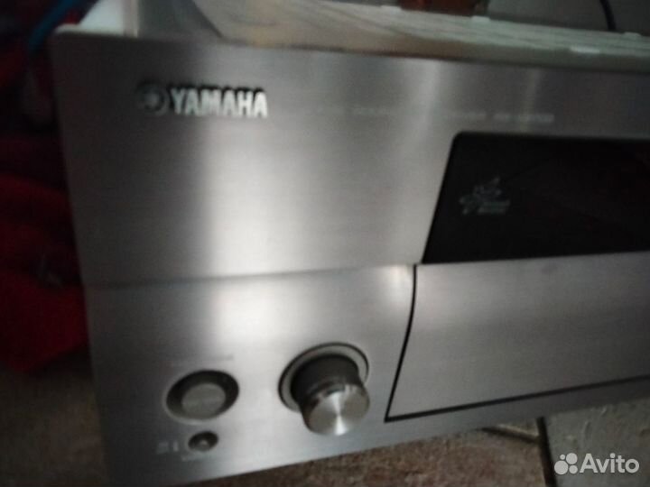 AV-ресивер Yamaha RX-V2700