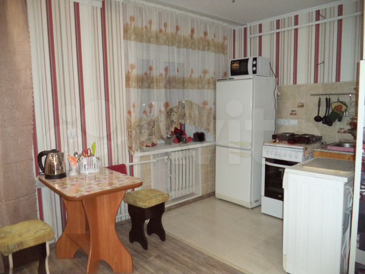 2-к. квартира, 43 м², 2/4 эт.