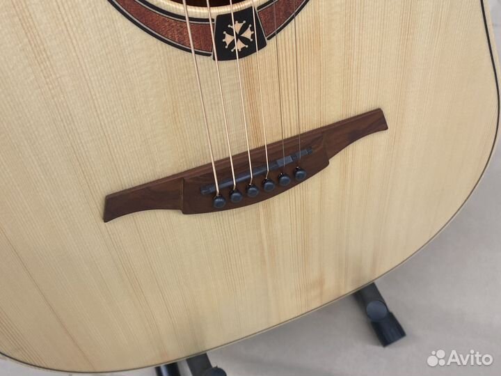 LAG Tramontane T70D Акустическая гитара