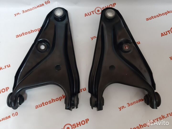 Рычаг передний Logan Sandero Almera Duster