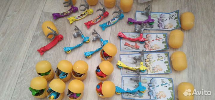 Киндер машинки самокаты мотоциклы снегоходы