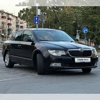 Skoda Superb 1.8 AMT, 2010, 218 000 км, с пробегом, цена 900 000 руб.