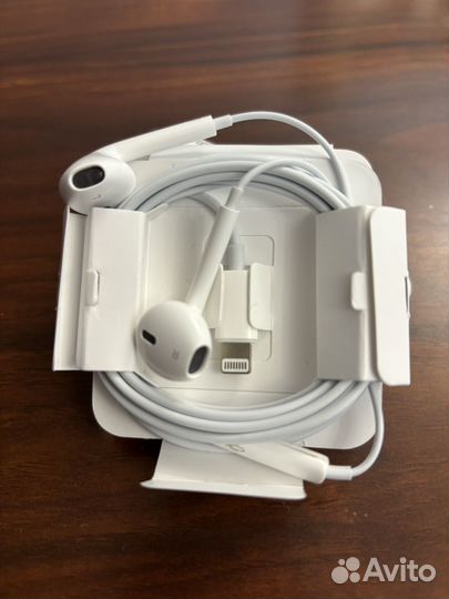 Наушники apple проводные lightning