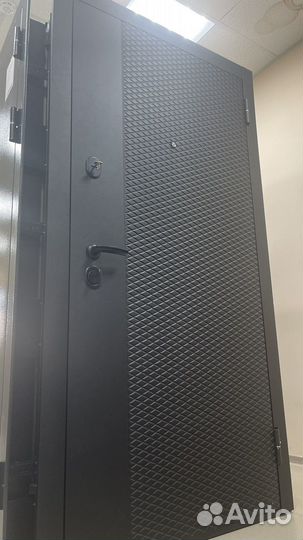 Дверь входная