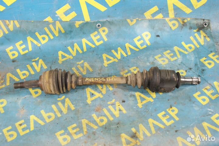 Полуось передняя левая Toyota Avensis