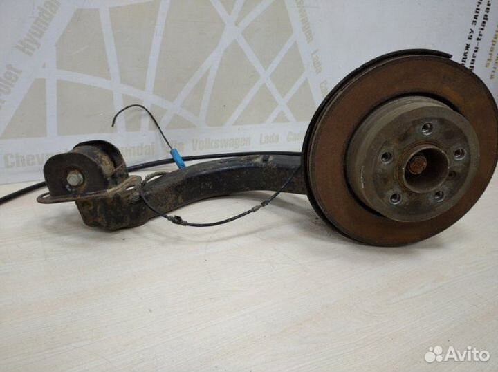 Кулак в сборе задний левый Bmw X3 E83 рестайлинг